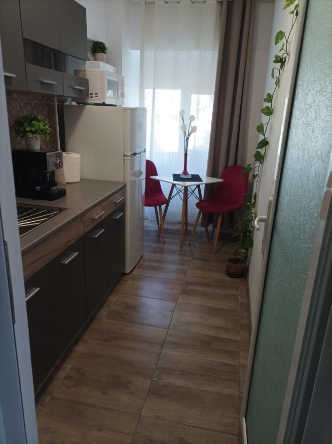 Soft Apartments Galati  Luaran gambar